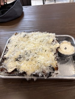 Descendant Detroit Style Pizza