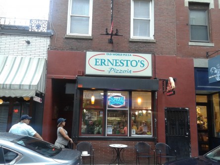 Ernesto's Pizza