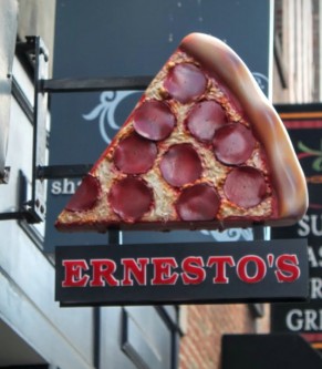 Ernesto's Pizza