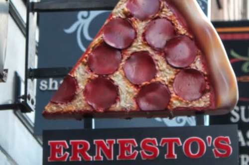 Ernesto's Pizza